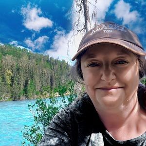 Meet your Posher, Sharon